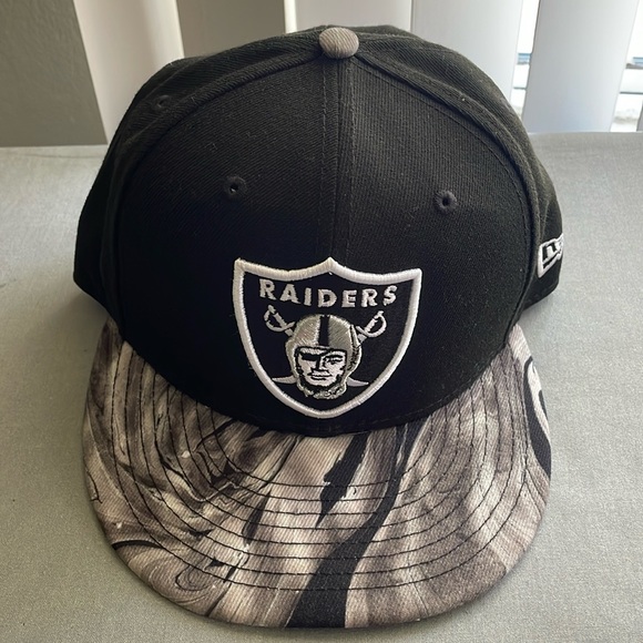 Raiders SnapBack - Picture 1 of 4